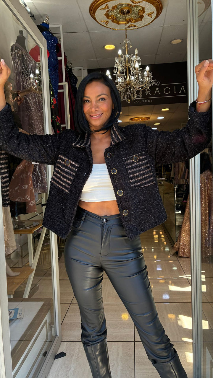CHAQUETA EMMA NEGRA CORTA