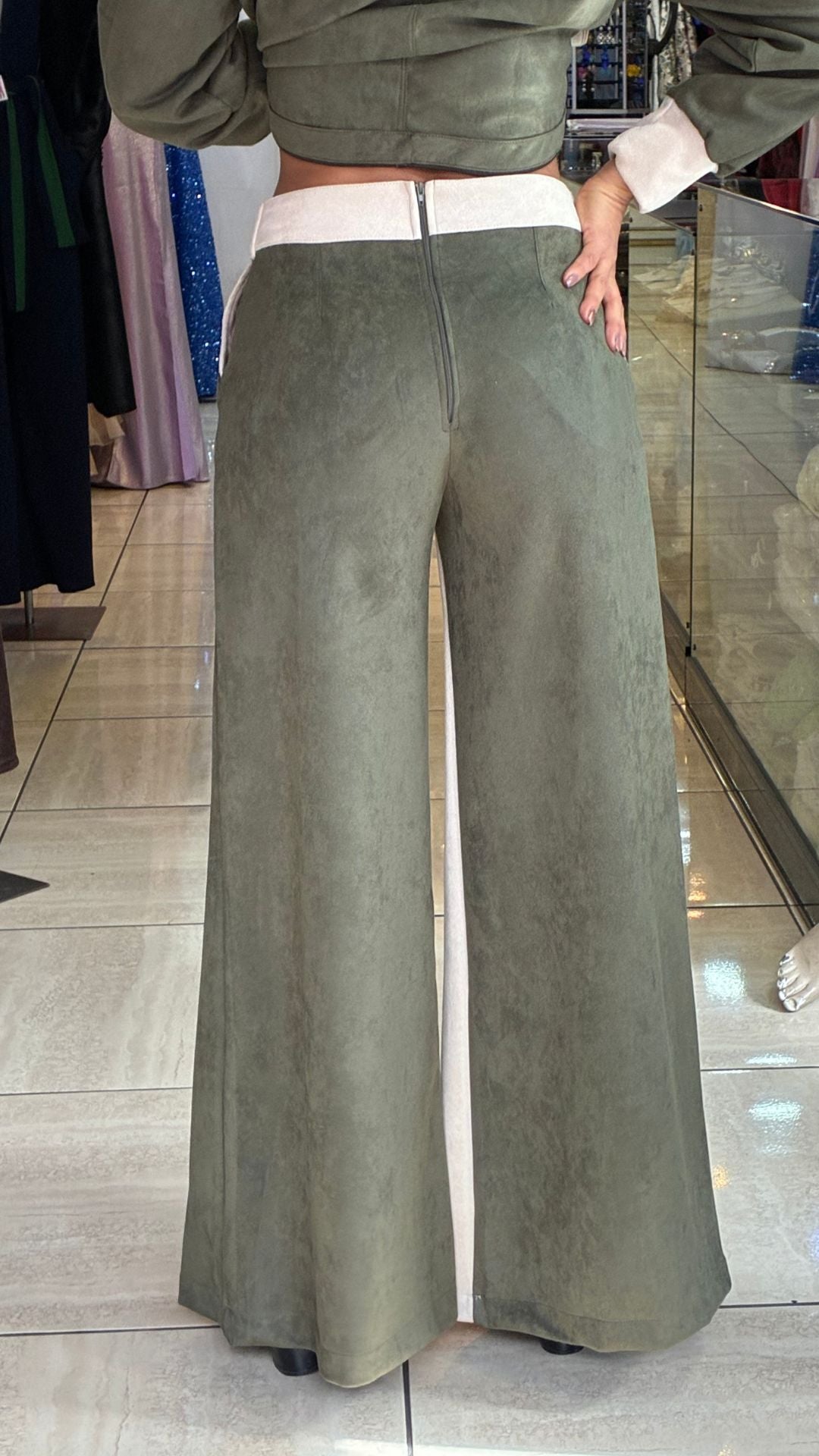 PANTALON LORENZA VERDE