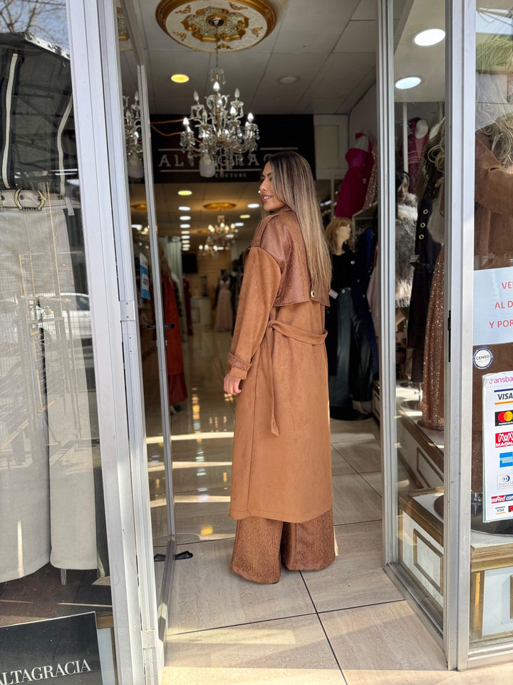 Abrigo Lorena Camel