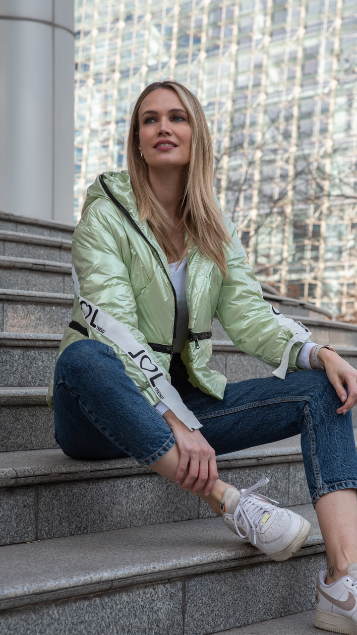 PARKA METALIZADA VERDE